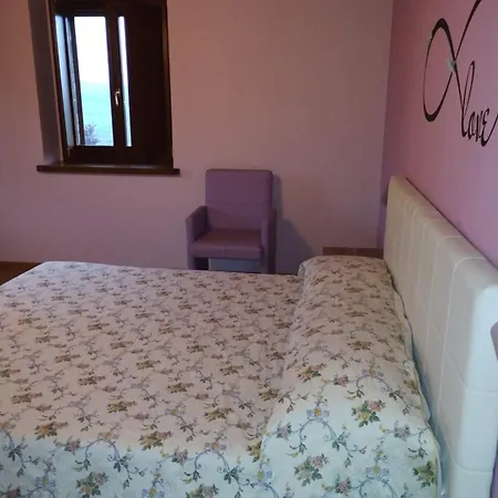 Apartament A Casa Di Annarella Urbino