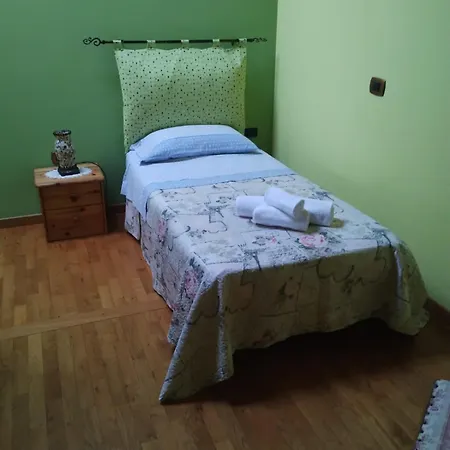 A Casa Di Annarella Апартаменты Урбино